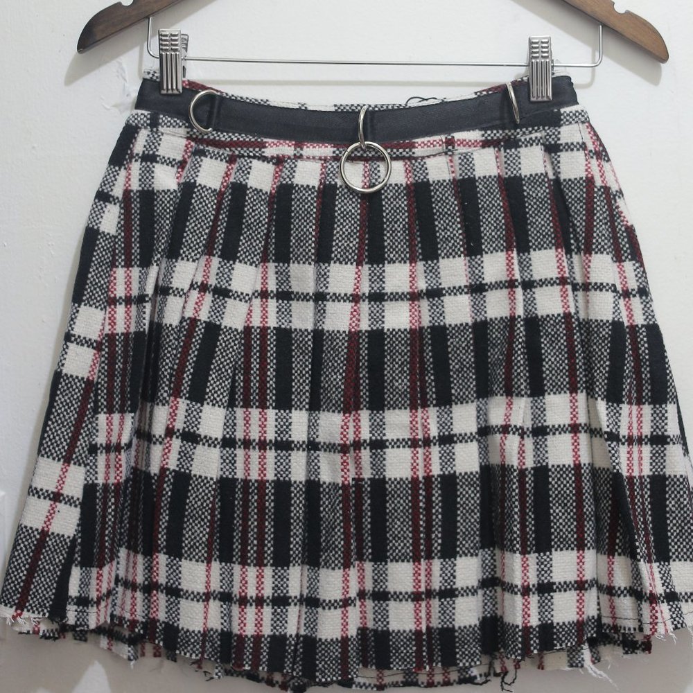 NWT Pleated Plaid Mini Skirt.